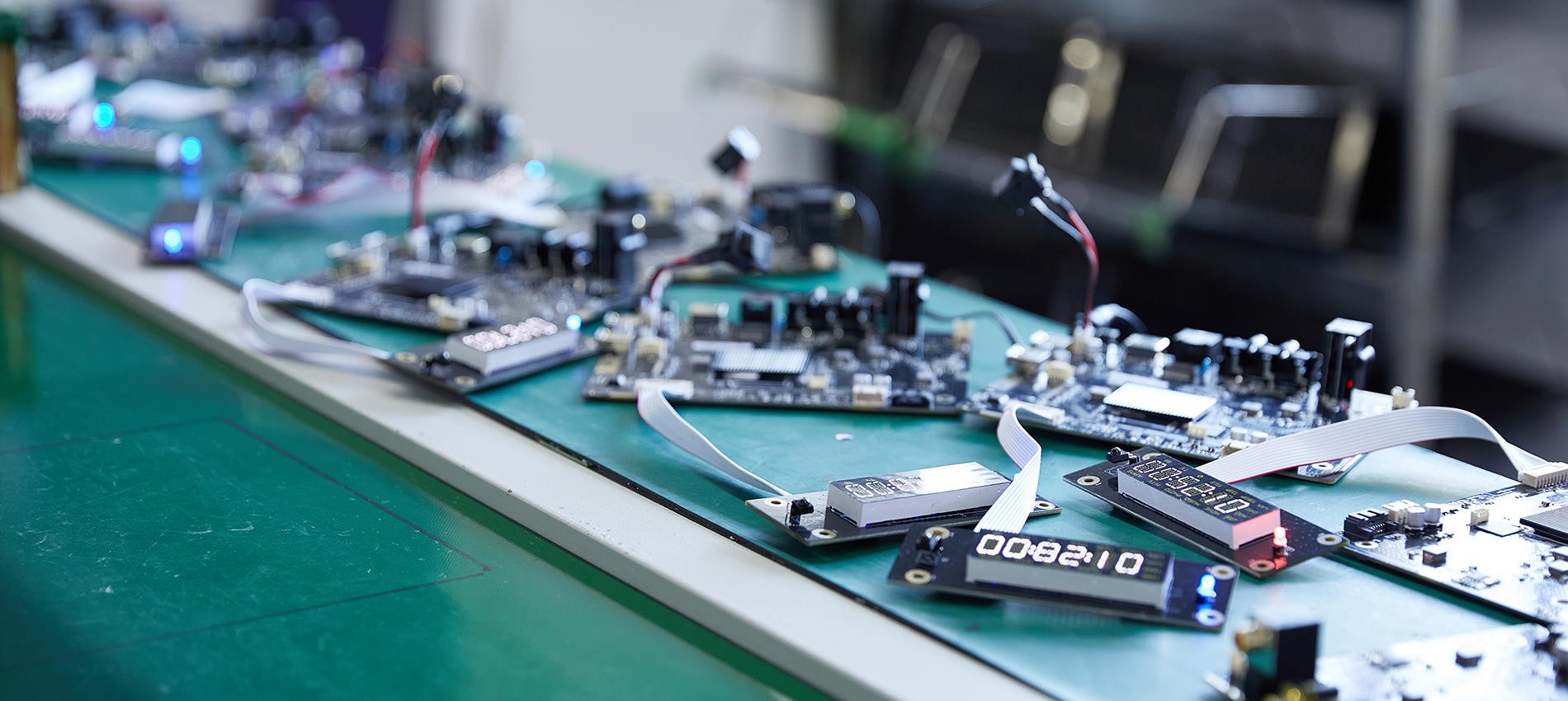 Rigid-PCB-Assembly-banner-1