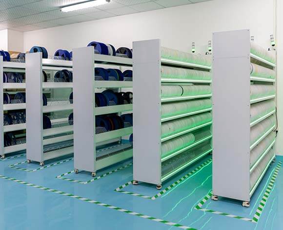 Inspection and test station checking assembled boards on the production line
