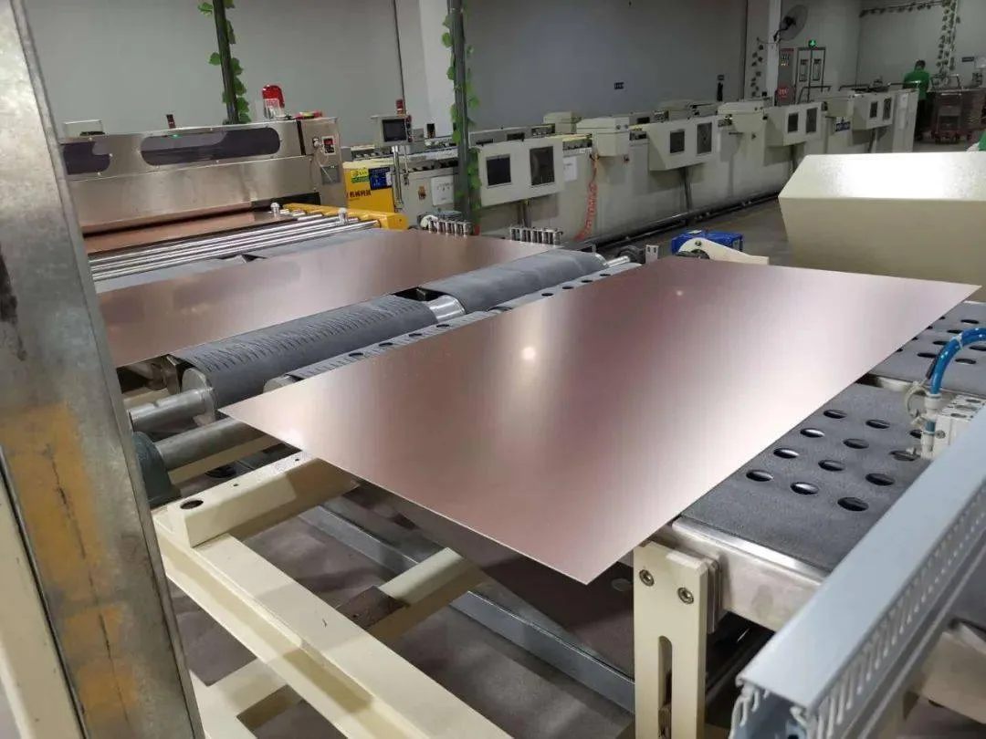 Inspection and test station checking assembled boards on the production line