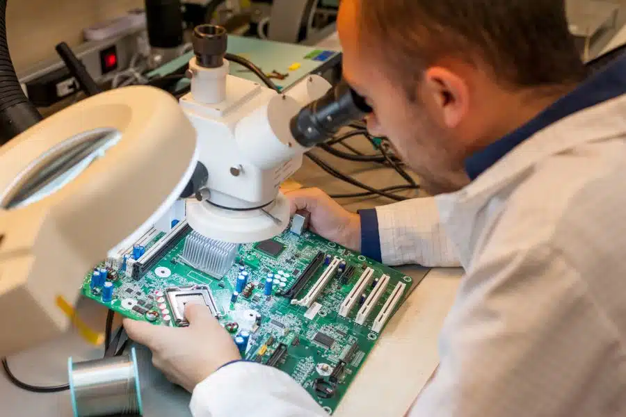 10 Steps of the PCB Assembly Process